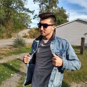 Meet your Posher, Brandon